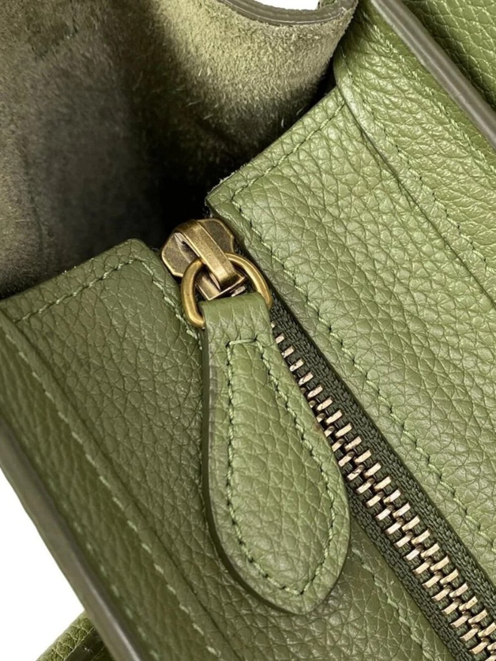 CELINE Luggage Nano Shopper Green Leather Handbag - Picture 11 of 15